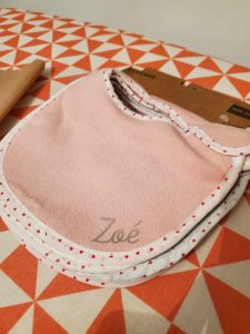 Bavoir pour bébé personnalisé, idéal cadeau de naissance, fait-main