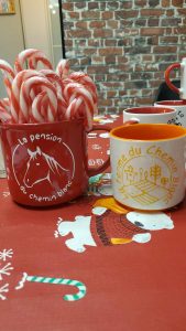 Tasse personnalisée, création artisanale, support pour professionnel, cadeau marketing