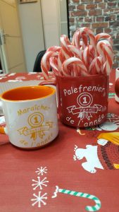 Tasse personnalisée, création artisanale, support pour professionnel, cadeau marketing