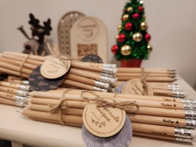 crayons de bois, enfants, cadeau, école