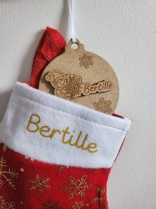 chausettes, boules, bois, sapin, noël, personnalisation